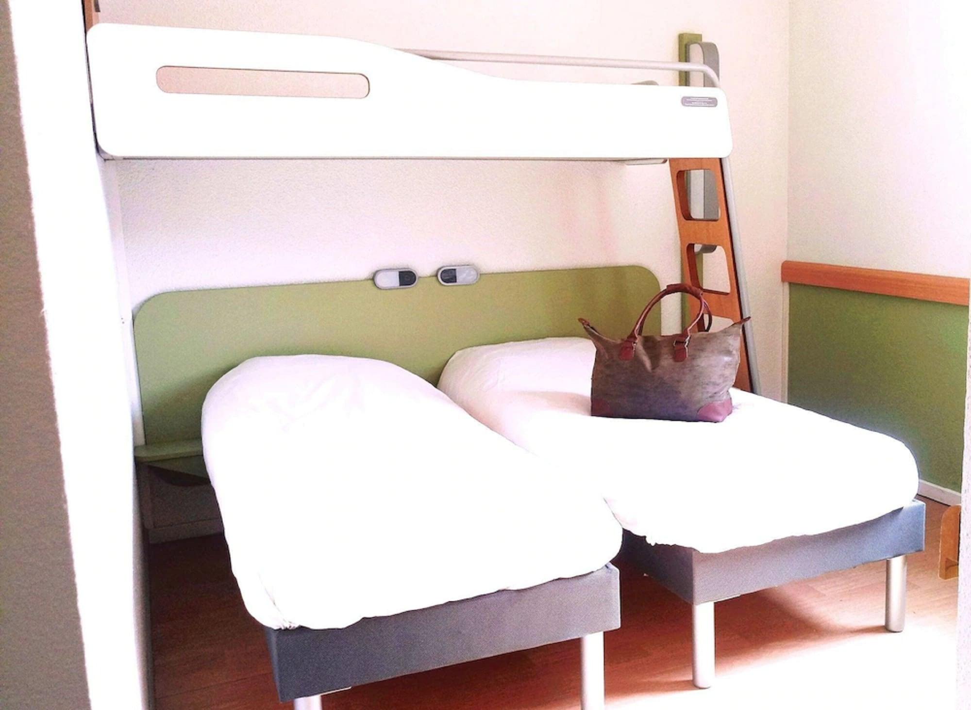Ibis Budget Lille Gares Vieux-Lille Bagian luar foto