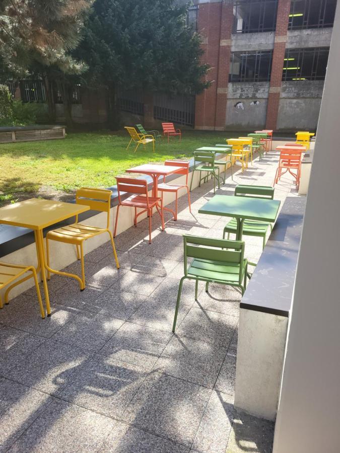 Ibis Budget Lille Gares Vieux-Lille Bagian luar foto